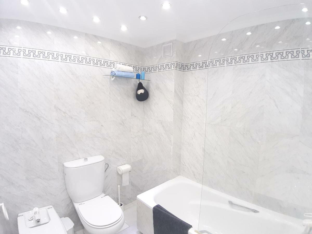 Spacious Beach Flat In Fuengirola - Los Boliches Ngoại thất bức ảnh